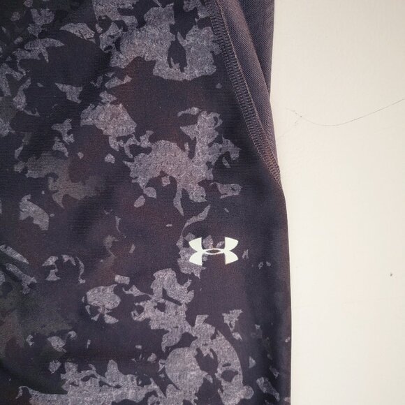 Under Armour Ladies Size XL Purple & Silver Compression Heat Gear Leggings - Picture 4 of 8